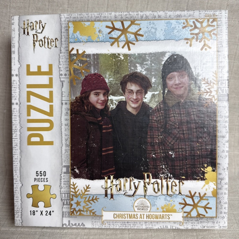 Harry Potter Christmas At Hogwarts 550 Pcs Jigsaw Puzzle 18x24 Ron Hermione‎ NEW
